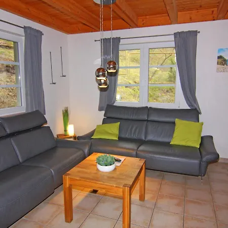 Doppelhaushaelfte Ostseehaus Ii, Semesterbostad
