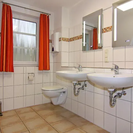 Holiday home Doppelhaushaelfte Ostseehaus Ii,