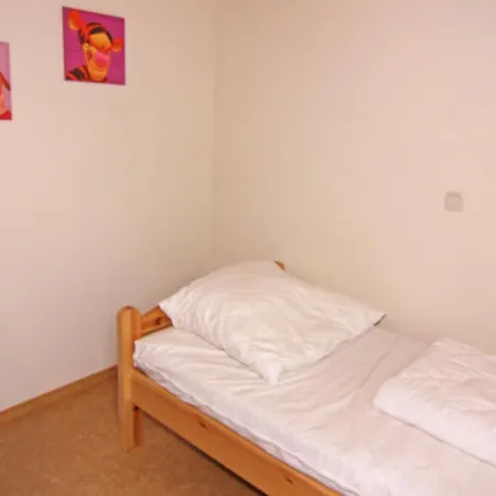 Semesterbostad Doppelhaushaelfte Ostseehaus Ii, *